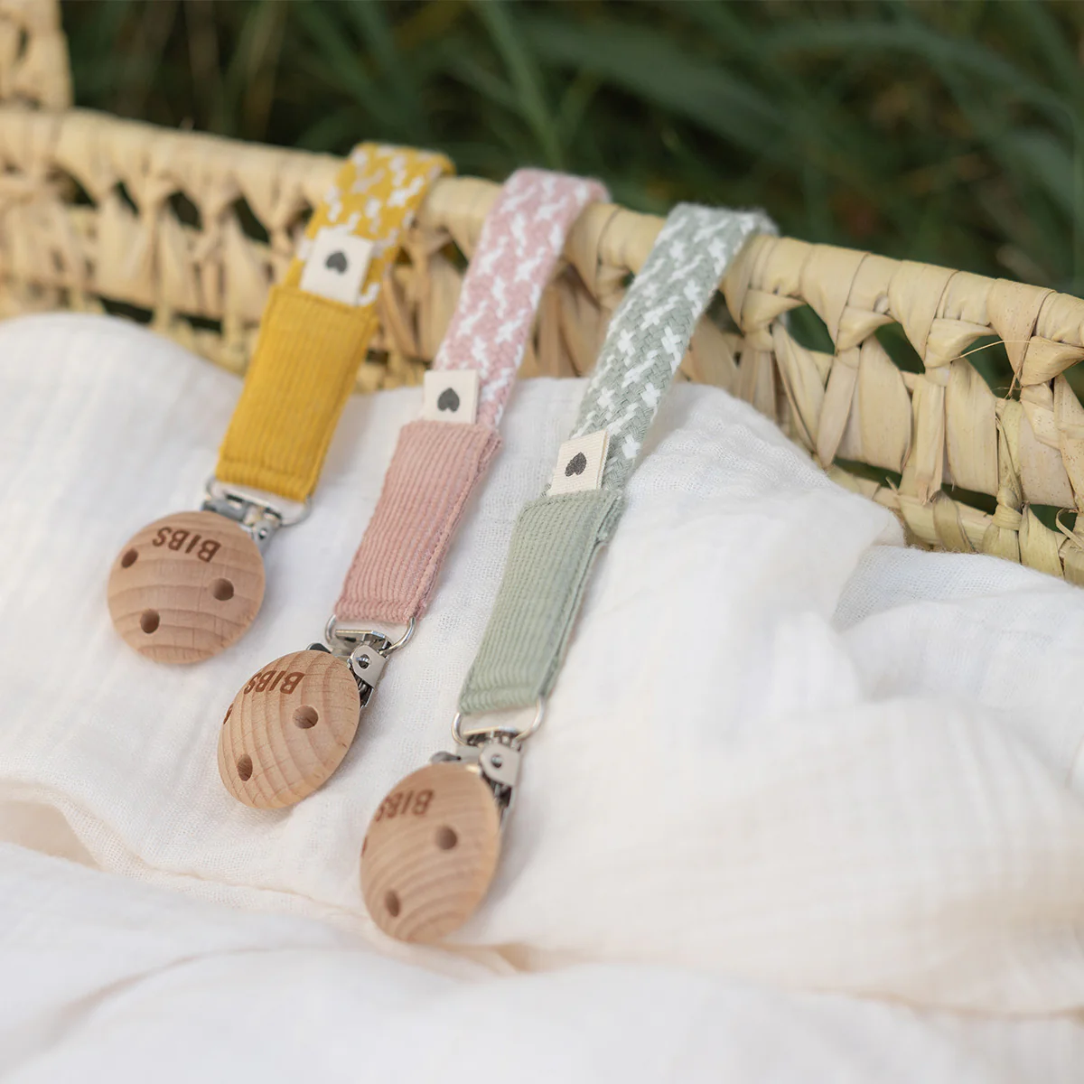 BIBS Pacifier Clip Braided Sage/Ivory - Image 4