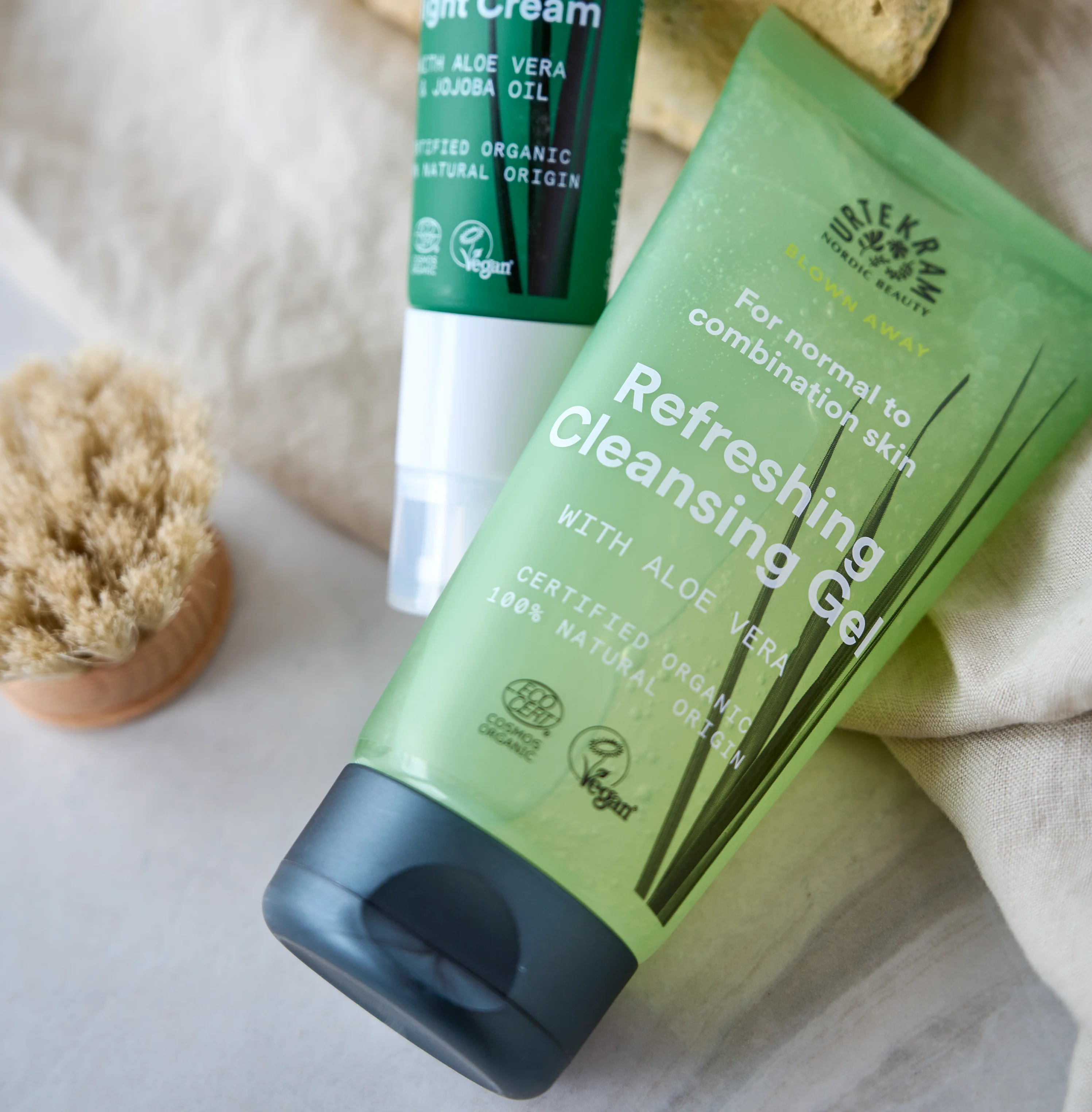 Urtekram Moisturizing Cleansing Gel Blown Away | 150 ml - Image 2